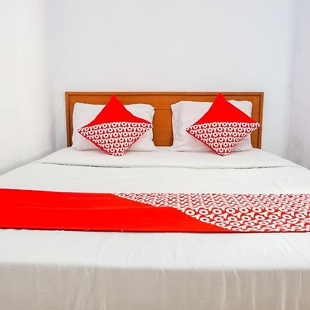OYO 569 Cigadung Guest House Bandung Exterior foto