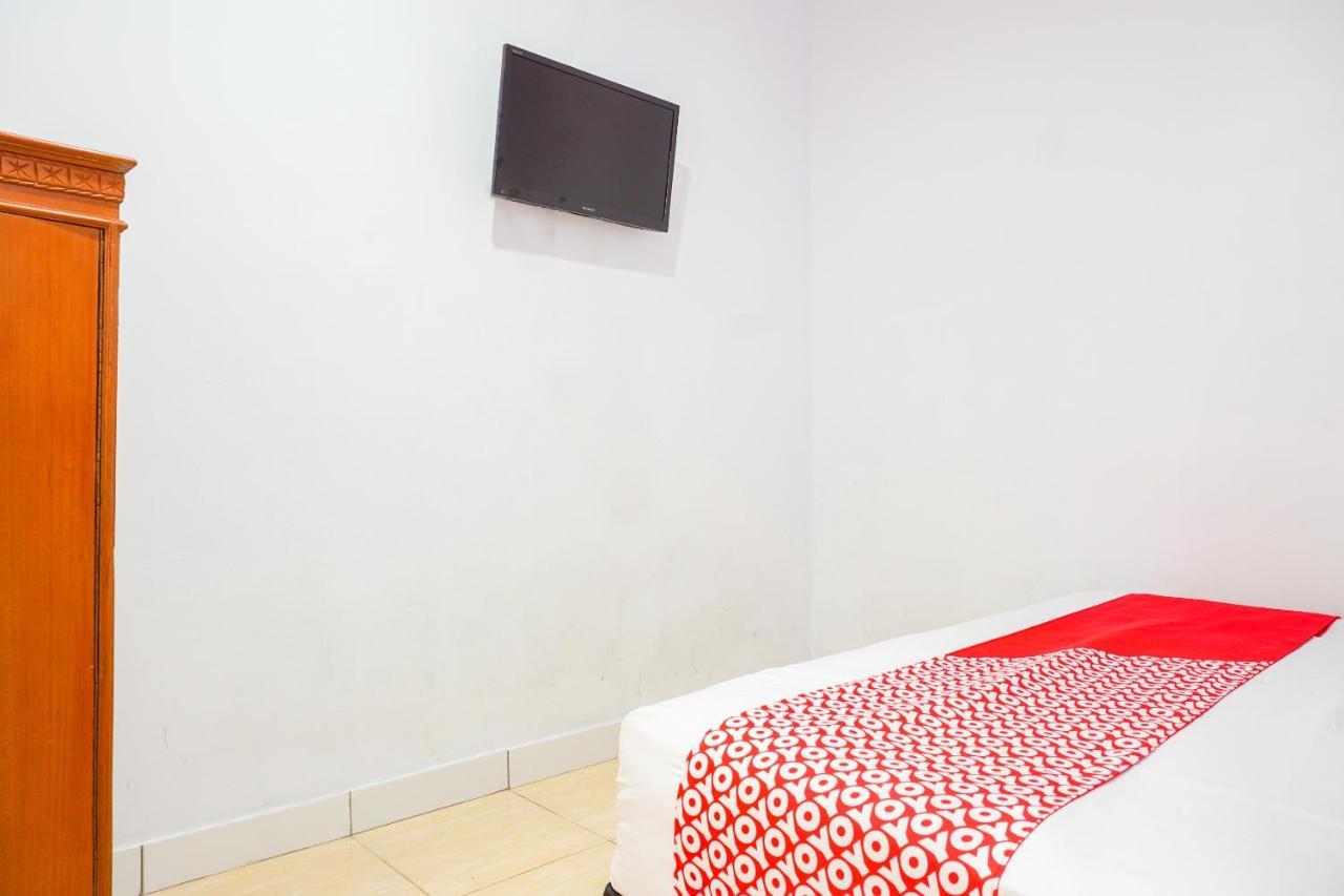 OYO 569 Cigadung Guest House Bandung Exterior foto