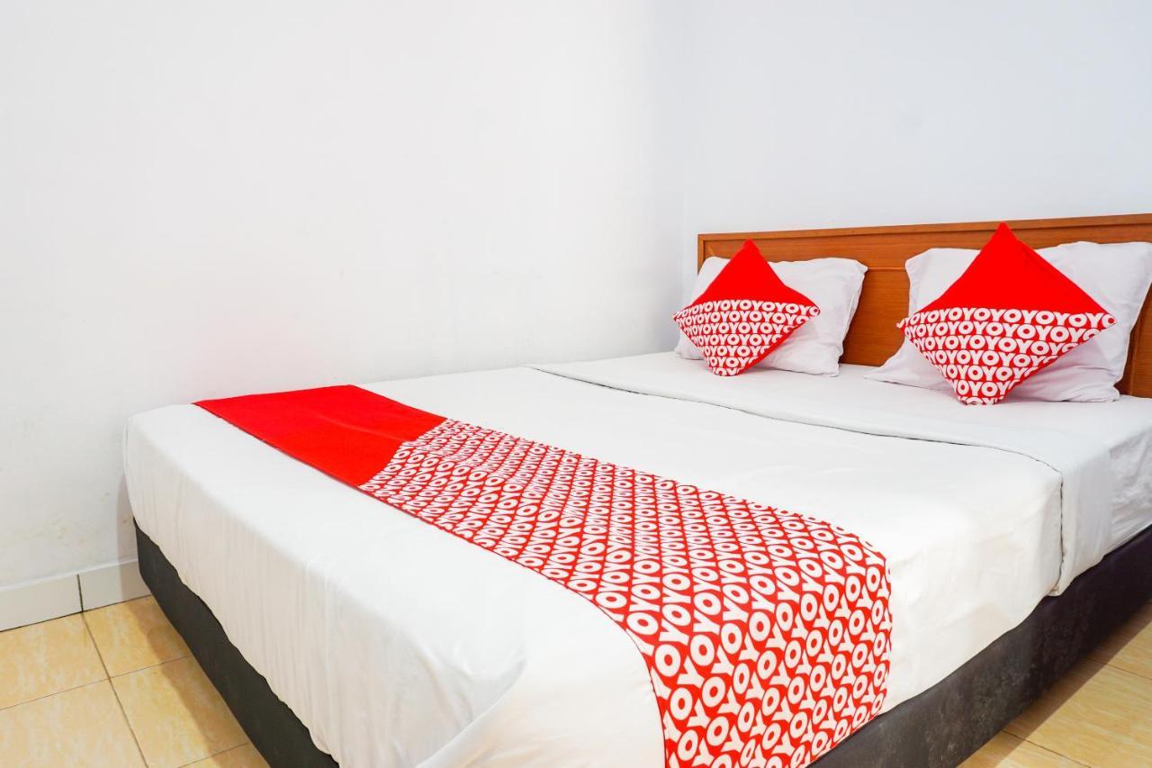 OYO 569 Cigadung Guest House Bandung Exterior foto