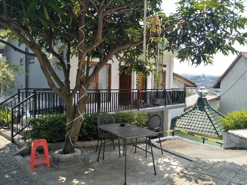 OYO 569 Cigadung Guest House Bandung Exterior foto